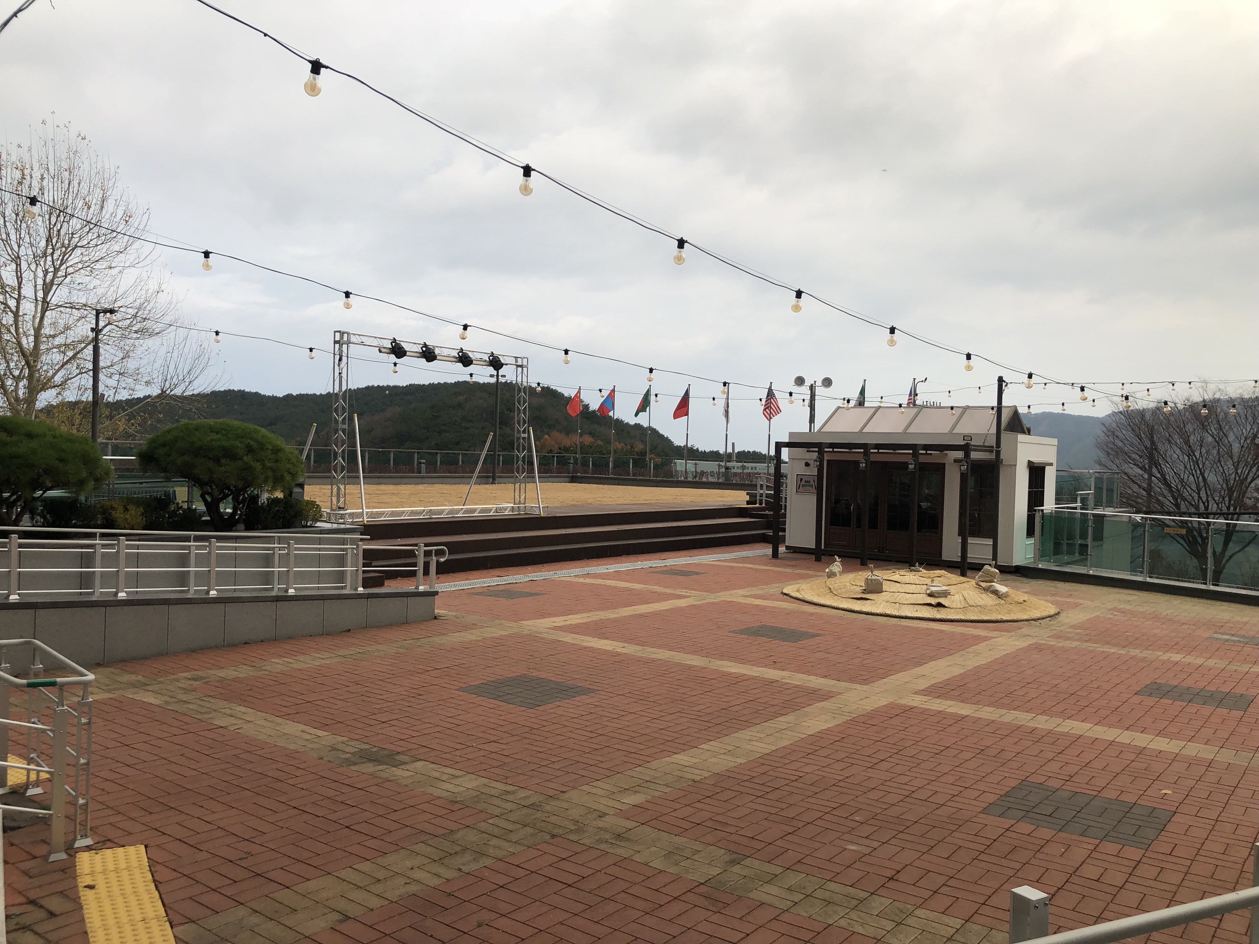 호텔아젤리아 잔디마당 사진2