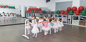 어린이발레 사진