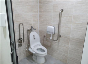 남자 화장실 사진